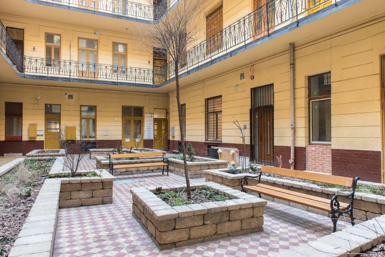 New Loft Style Appartman In The Heart Of The Budapešť